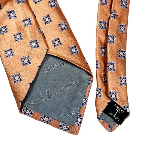 Vtg Robert Talbott Necktie Golden Peach w Small Blue Floral Squares 100% Silk - Picture 6 of 7